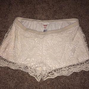 Cream lace Mossimo shorts